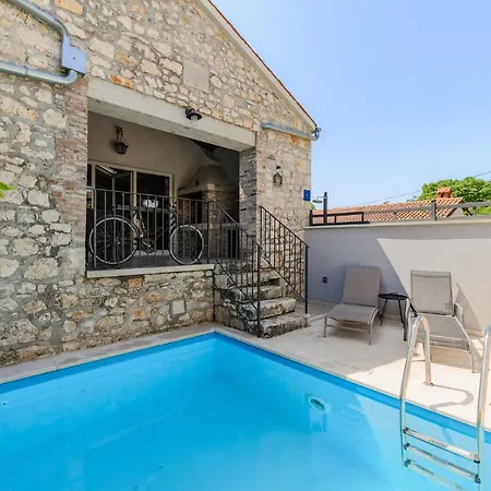 Casa De Stalla With Private Pool In * Poreč