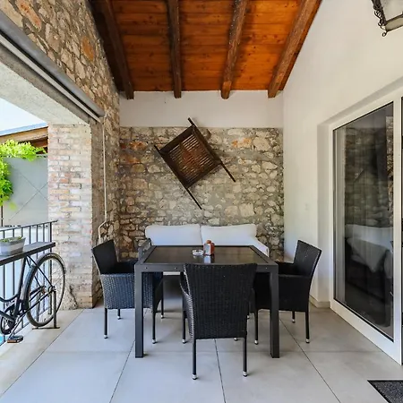 Casa De Stalla With Private Pool In Villa