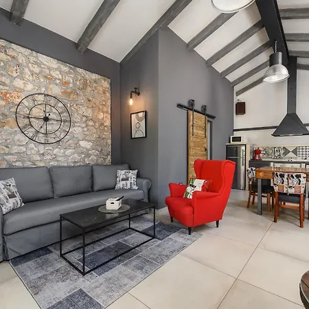 Casa De Stalla With Private Pool In Βίλα *