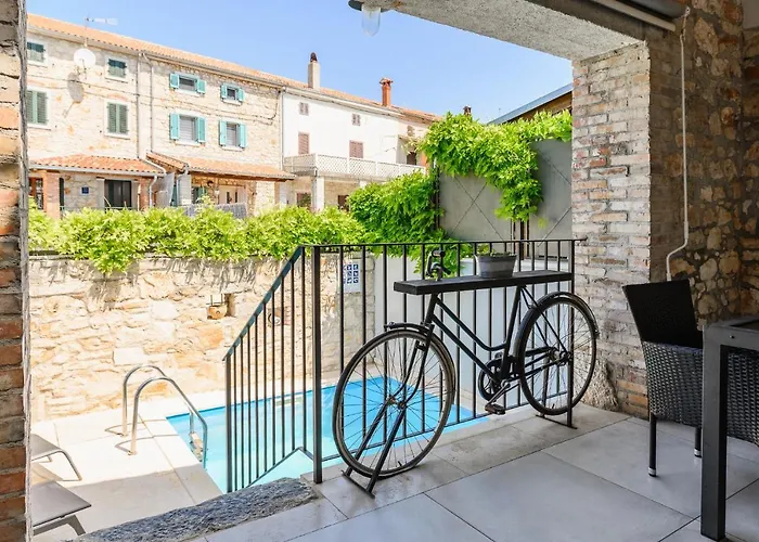 Casa De Stalla With Private Pool In * Poreč