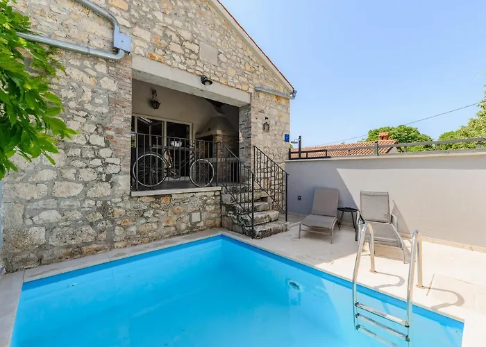 Casa De Stalla With Private Pool In * Poreč